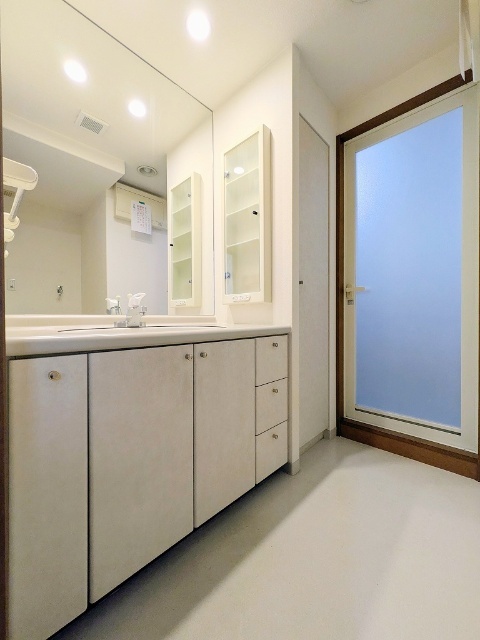 洗面設備　洗面所