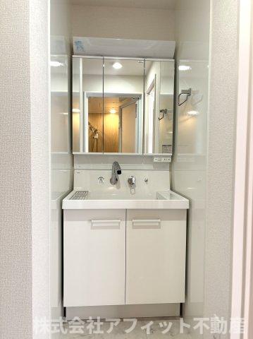 洗面設備　洗髪洗面化粧台