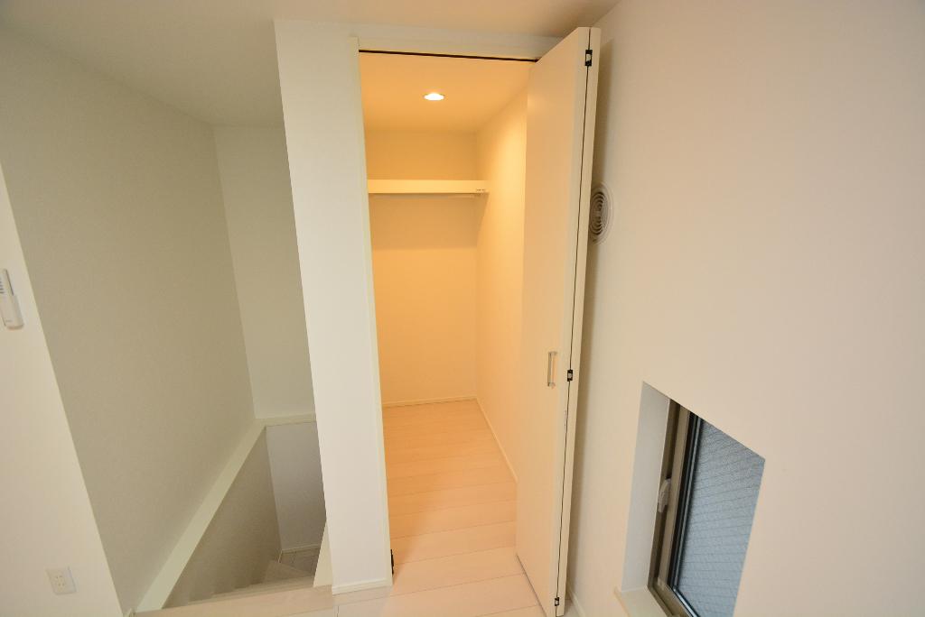 収納　クローゼット