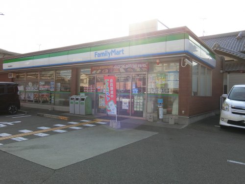 コンビニ　ファミリーマート　高石高師浜店（コンビニ）まで322m