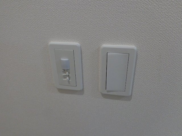 その他共有部分　人感センサー