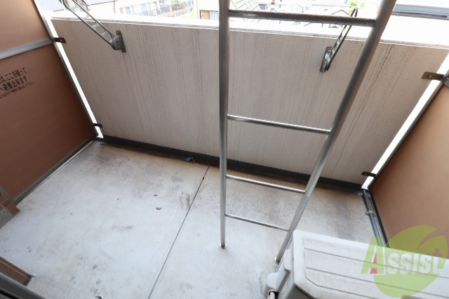 バルコニー　香明るいベルコニー快適すぎるでしょ