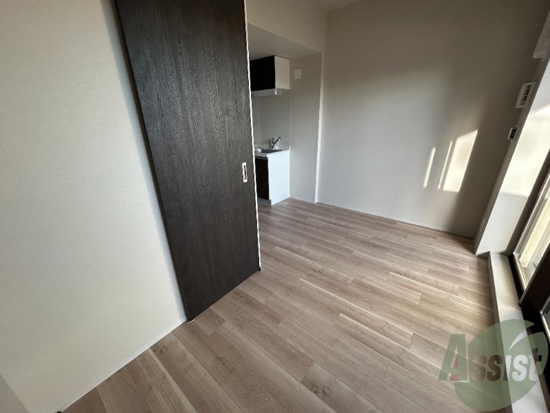 その他部屋・スペース　リビングを別角度から撮影しました。イメージ出来ますでしょうか