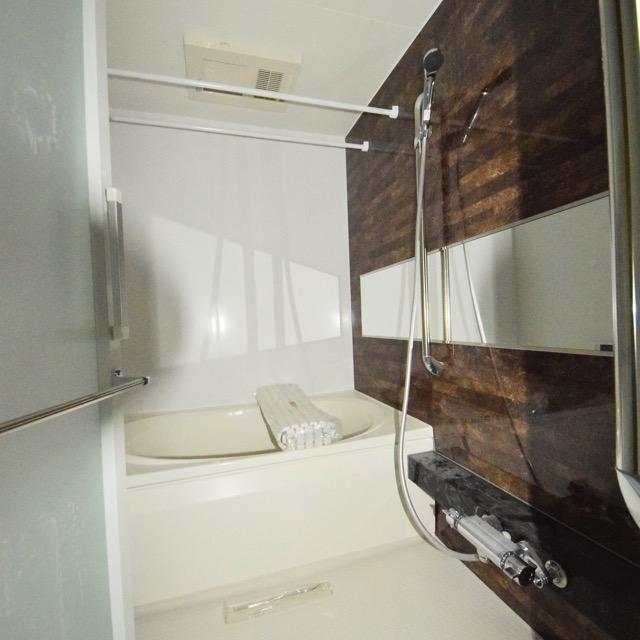 バス・シャワールーム　バス