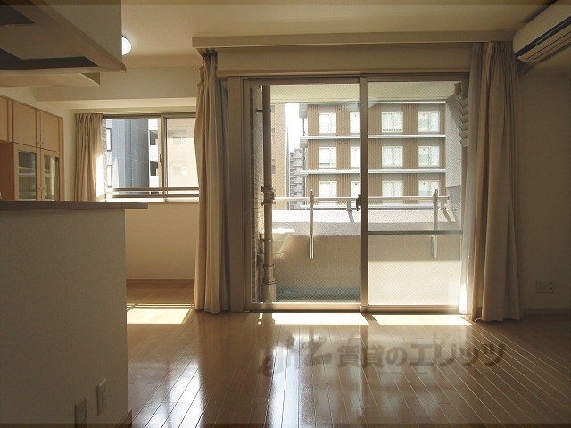 居室・リビング　リビング