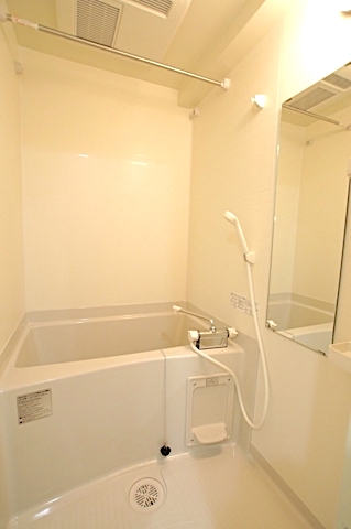 バス・シャワールーム　浴室