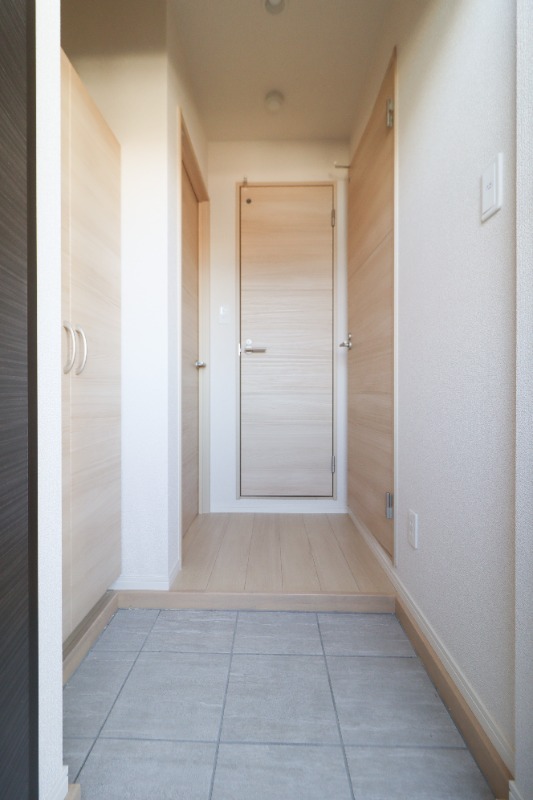 玄関　図面と現状に相違がある場合には現状を優先