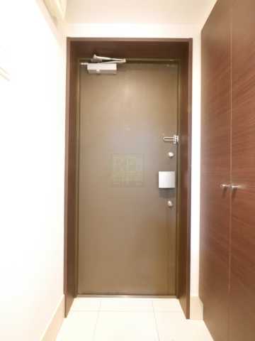 玄関　ラ・シード国分寺