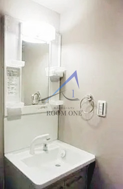 洗面設備　洗面台です。