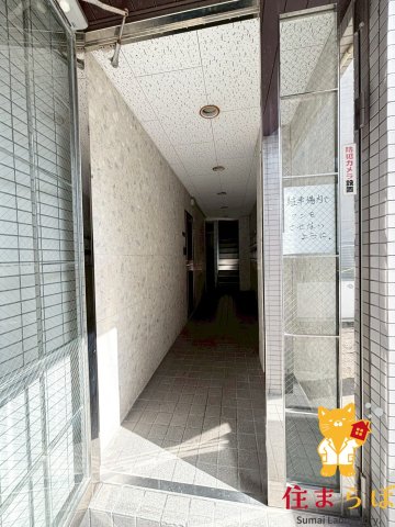 エントランス　共用部の印象も大切に