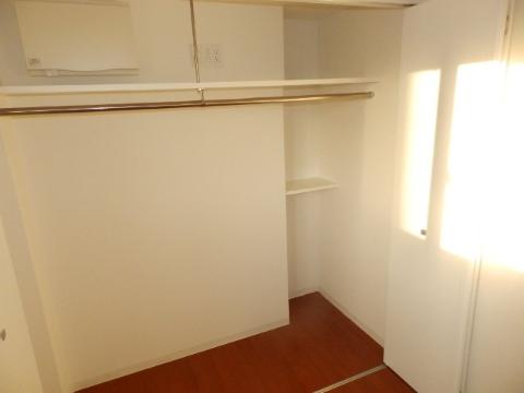 収納　クローゼット