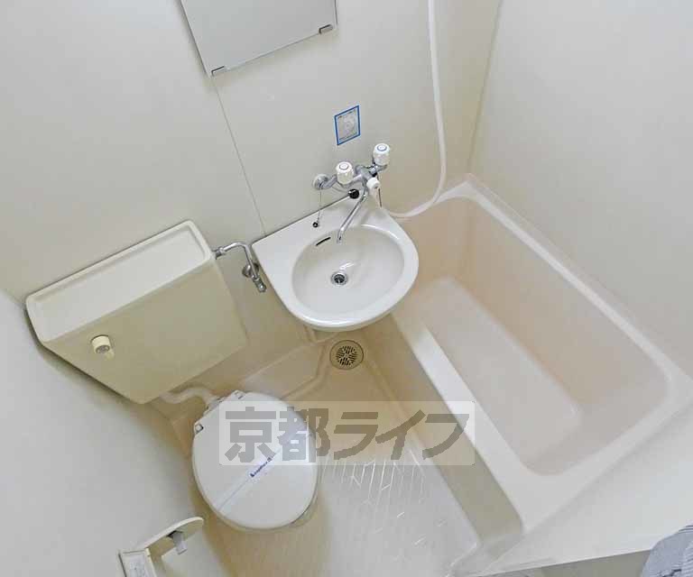 バス・シャワールーム　ユニットバスです。