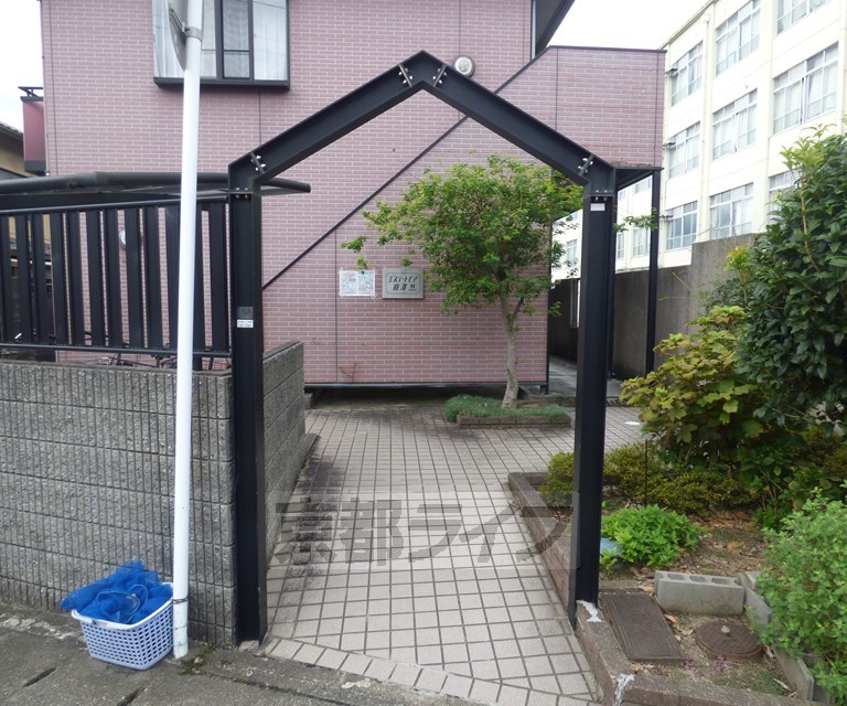 その他共有部分　建物入り口です。