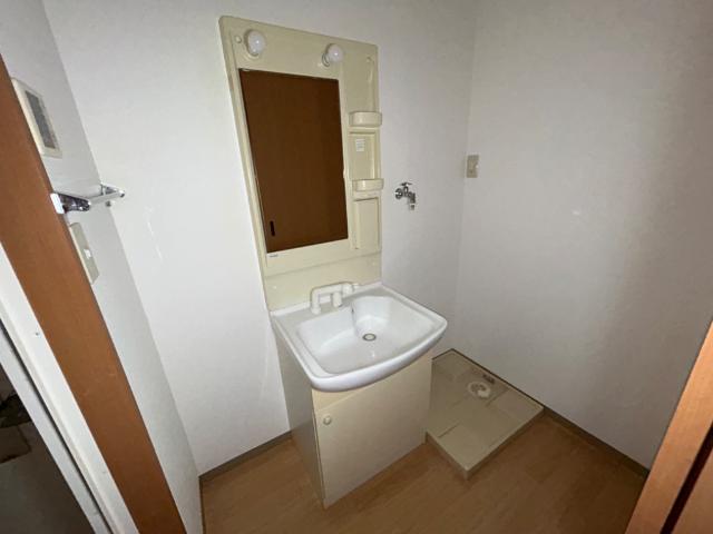 洗面設備　洗髪洗面化粧台