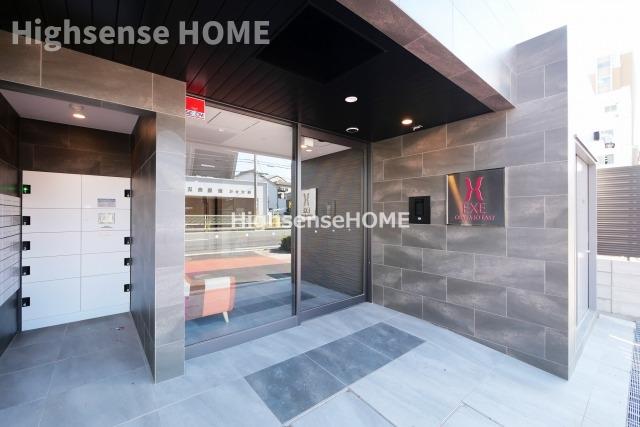 エントランス　落ち着いたエントランスです