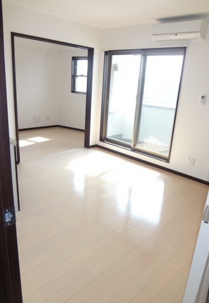 居室・リビング　リビング