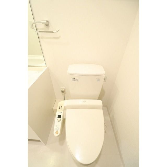 トイレ　別部屋参考写真