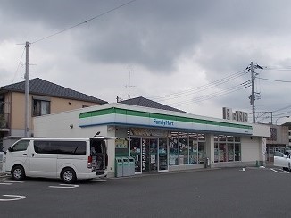 その他　ファミリーマートまで250m
