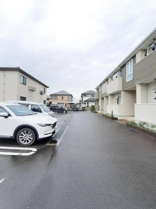 駐車場　駐車場