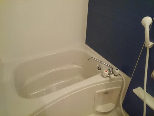 バス・シャワールーム　浴室乾燥機付き！