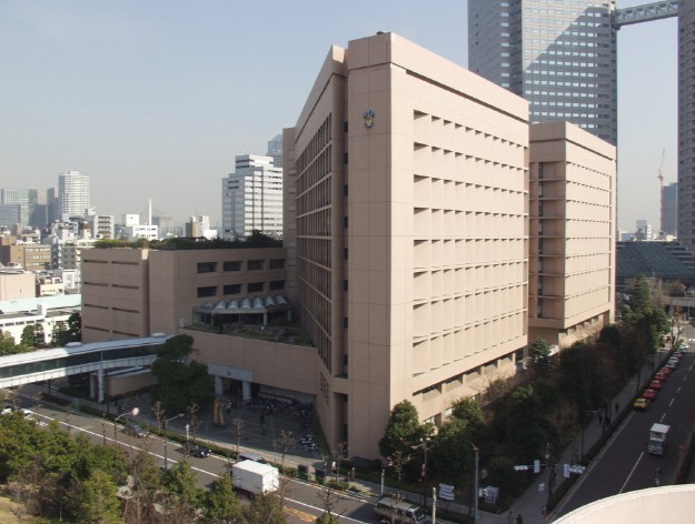 病院　（財）聖路加国際病院（病院）まで459m