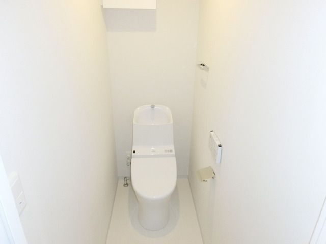 トイレ　★別のお部屋のイメージ参考写真です★