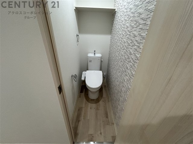 トイレ　温水洗浄便座機能付きのトイレです♪