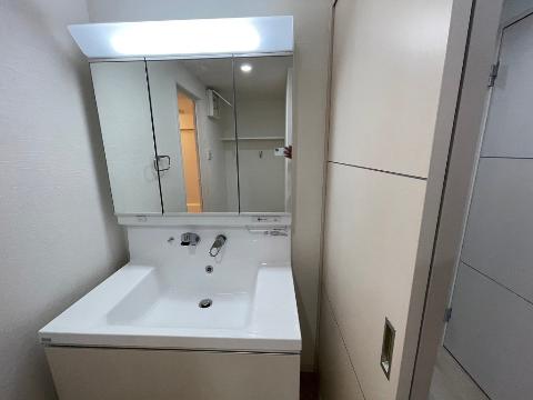 洗面設備　洗髪洗面化粧台（イメージ）