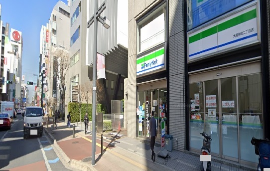 コンビニ　ファミマ　大宮仲町2丁目店（コンビニ）まで550m