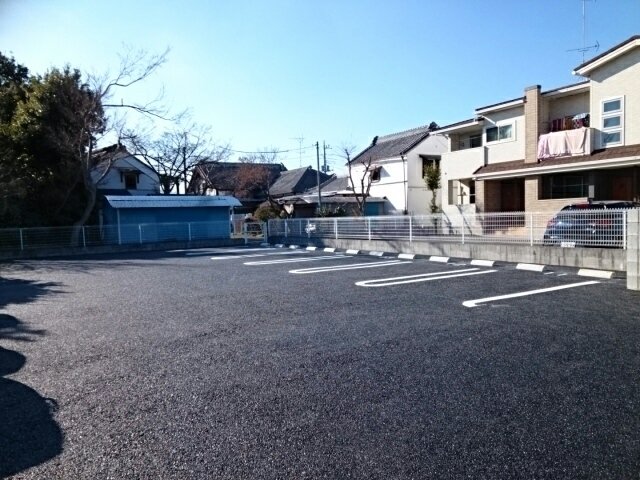 駐車場　駐車場完備です