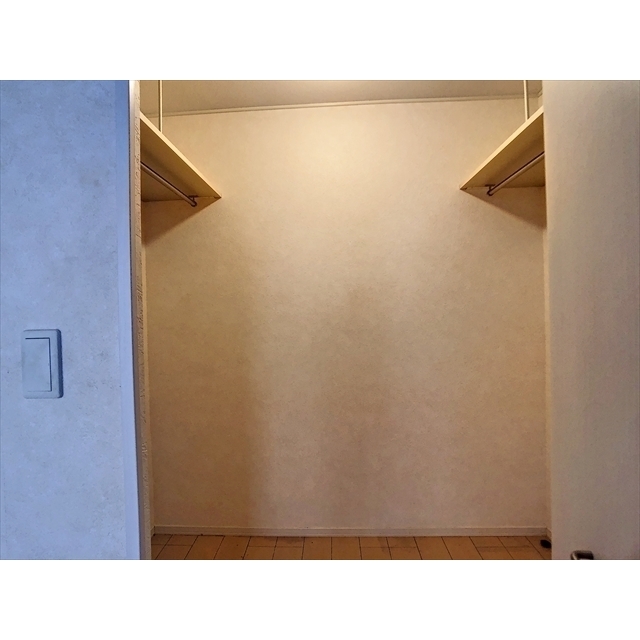 収納　参考：１０４室の写真になります