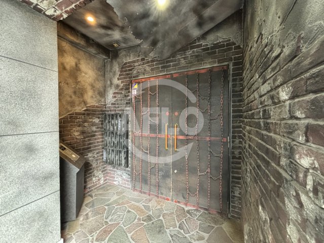 エントランス　ZEUS 20XX　エントランス