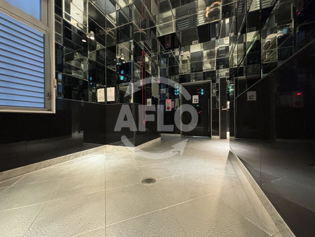 ロビー　ZEUS 20XX　ロビー