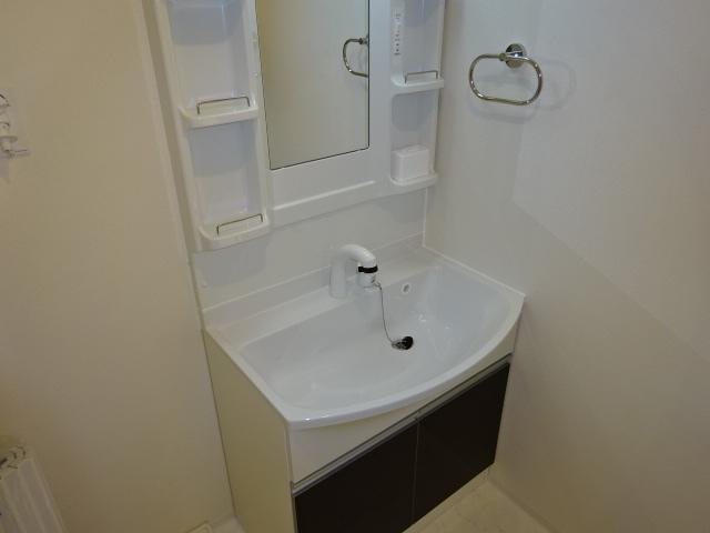 洗面設備　洗髪洗面化粧台