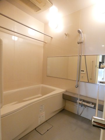 バス・シャワールーム　バス※別部屋参考写真