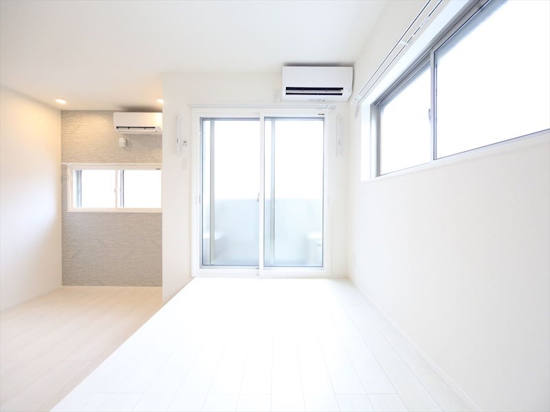 バルコニー　ＬＤＫ8帖　洋室3.6帖　バルコニー　同仕様写真