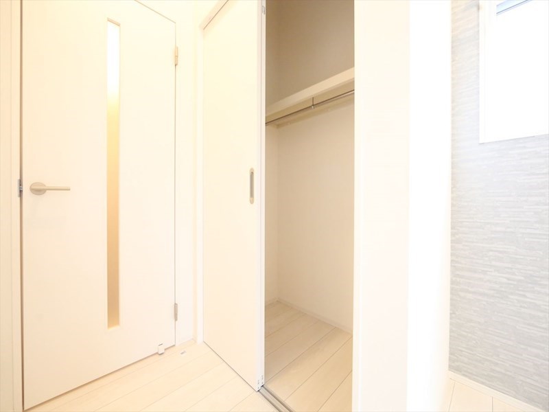 収納　クローゼット（収納充実してます）　同仕様写真