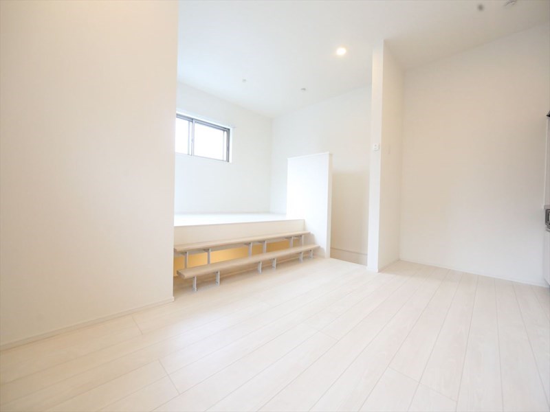 その他部屋・スペース　ＬＤＫ8帖　洋室3.6帖　床下収納3.6帖　同仕様写真