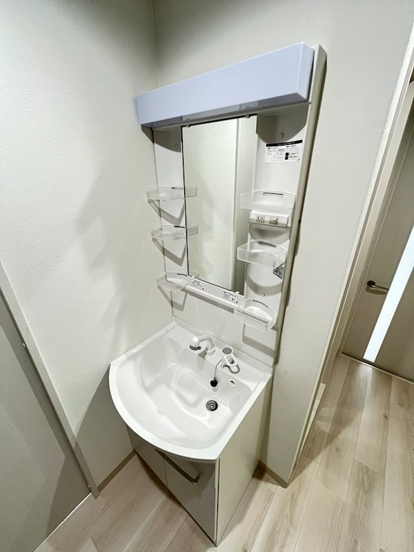 洗面設備　独立・洗面化粧台♪（同仕様写真）