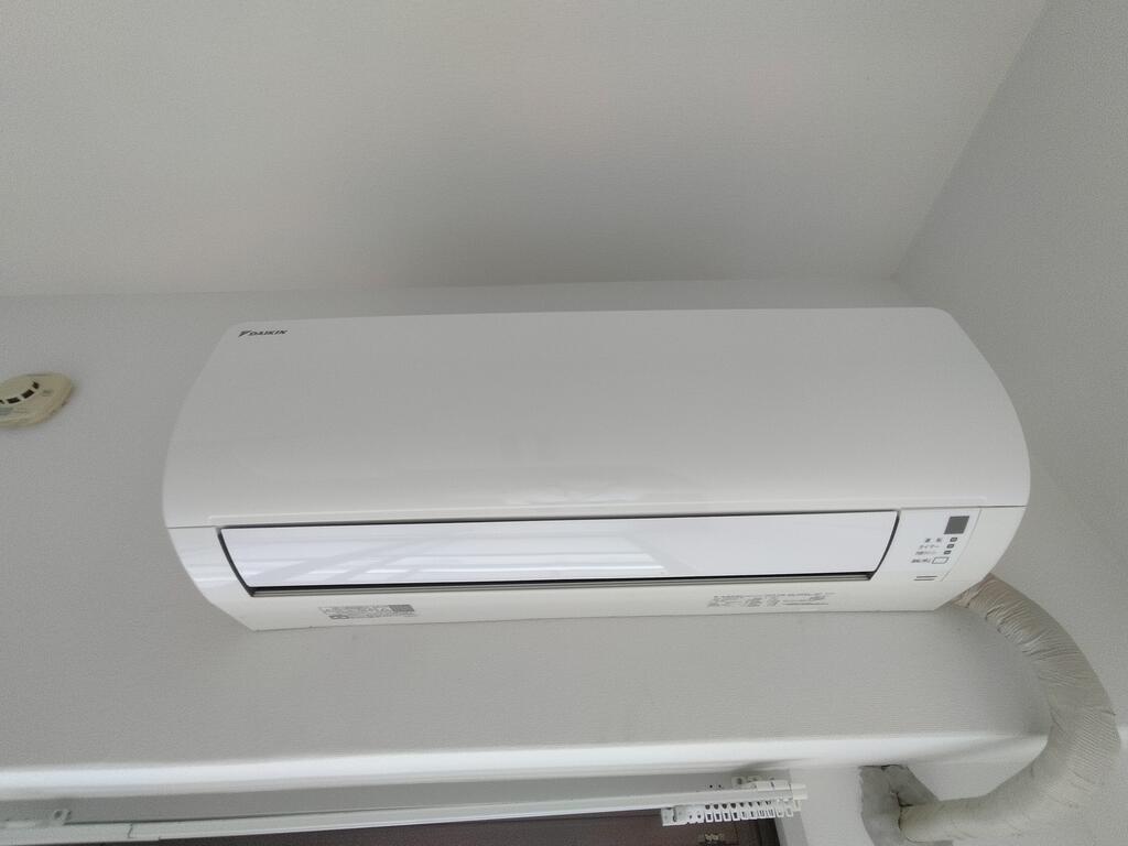 その他設備　嬉しいエアコン付き♪（同仕様写真）