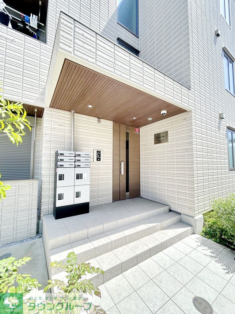 エントランス　★お部屋探しはタウンハウジング稲田堤店まで★