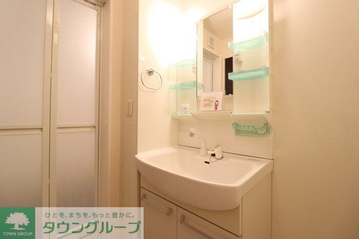 洗面設備　※別号室参考写真です