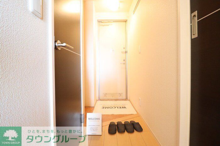 玄関　※別号室参考写真です