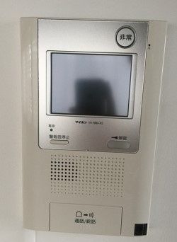 セキュリティ　☆モニター付きインターホン☆