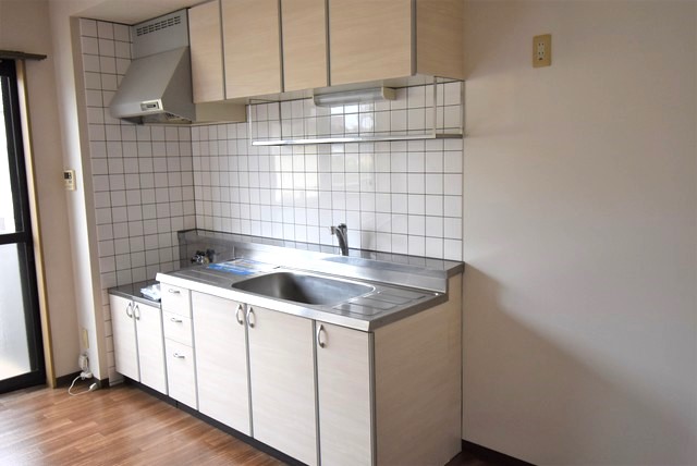 キッチン　吊り戸棚付キッチン