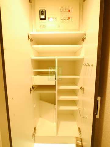 収納　実際のお部屋とは異なります。