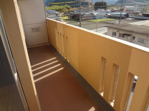 バルコニー　ベランダ