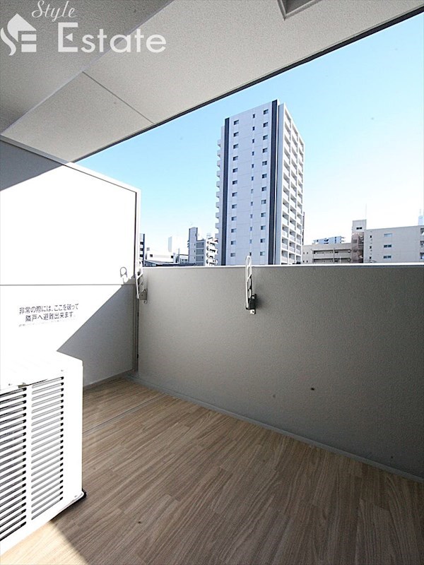 バルコニー　バルコニー