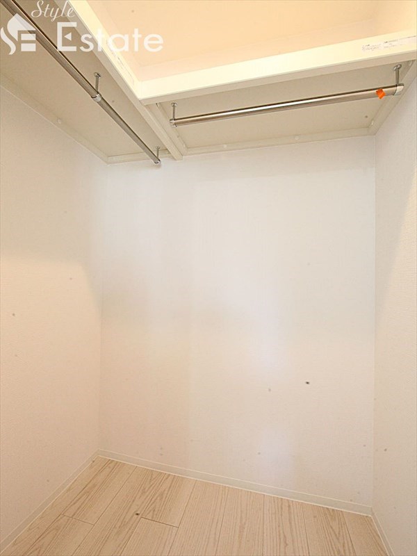 収納　ウォークインクローゼット