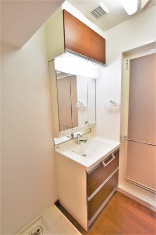 洗面設備　同物件、類似間取りのイメージ写真です